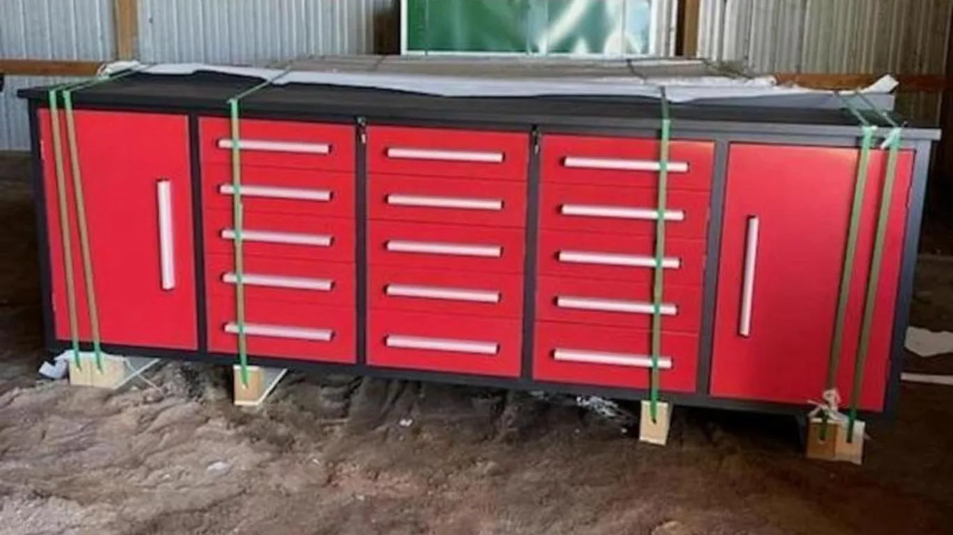 NEW 10FT 15 DRAWERS AND 2 CABINETS RED STEEL WORKBENCH