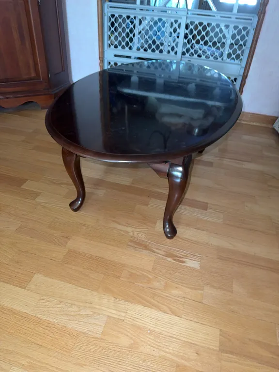 Queen Anne Style Wood Coffee Table