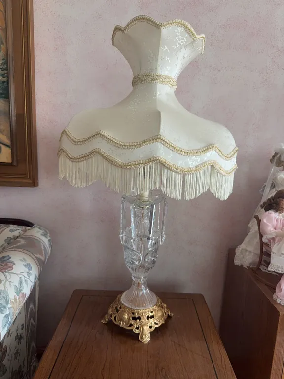 Vintage Hollywood Regency Cut Crystal & Brass Table Lamp