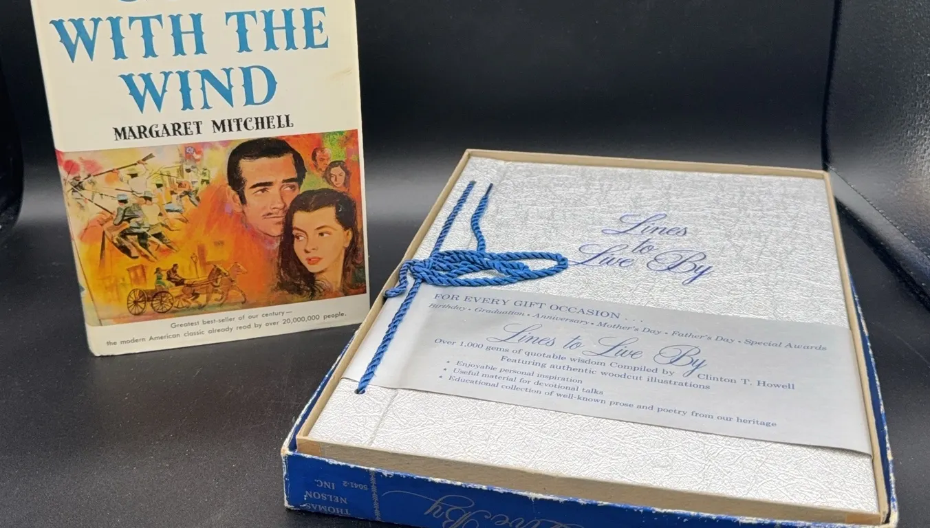 Gone With The Wind Book & Lines To Live By Book