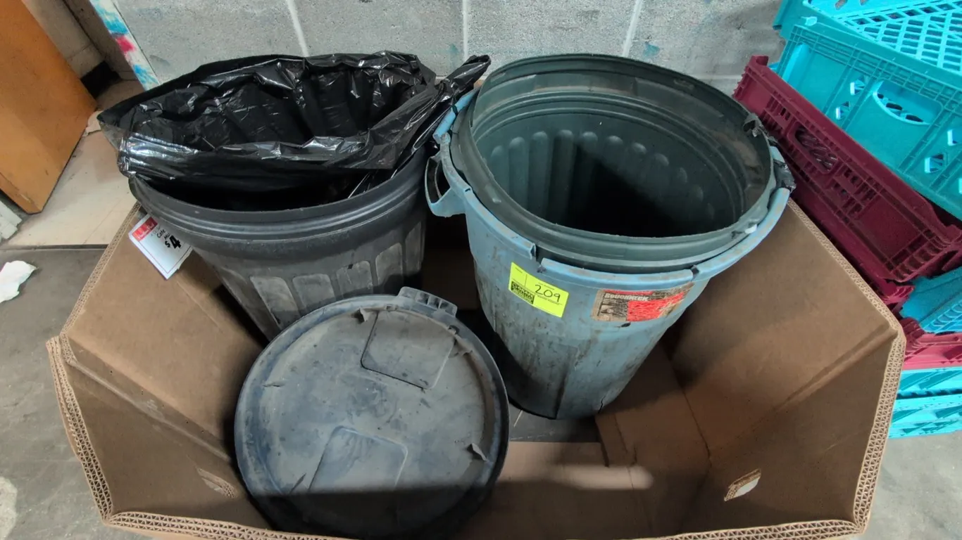 Assorted plastic waste containers. Includes commercial round trash cans with integrated side handles and (1) round lid. Molded plastic construction. C