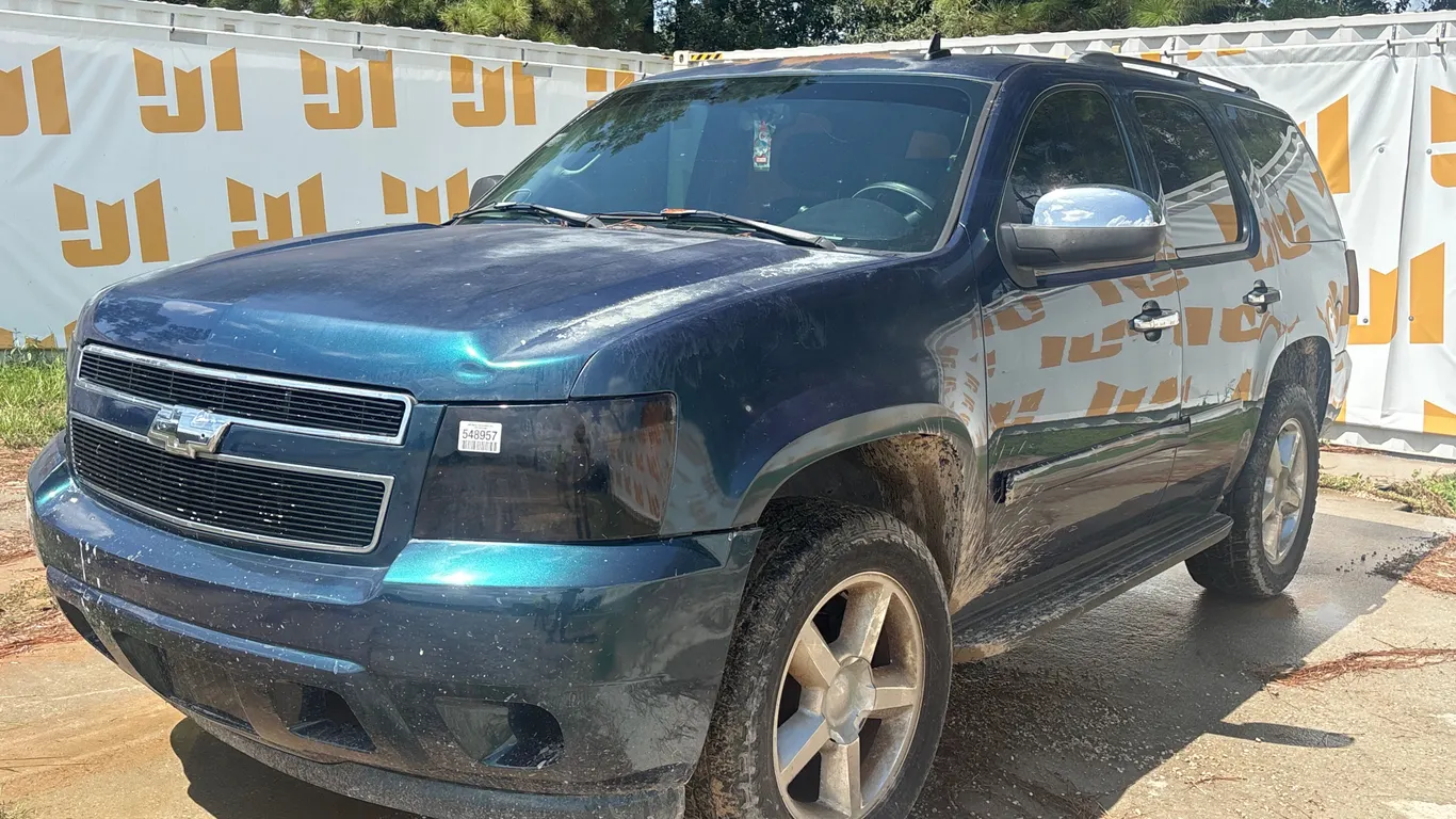 2007 CHEVROLET TAHOE VIN: 1GNFC13C37R354685