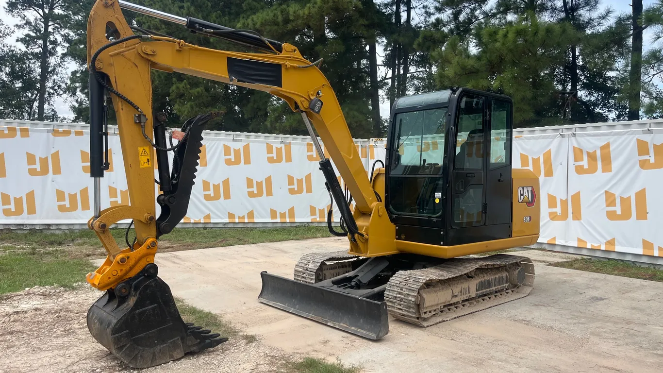 CATERPILLAR 306 HYDRAULIC EXCAVATOR