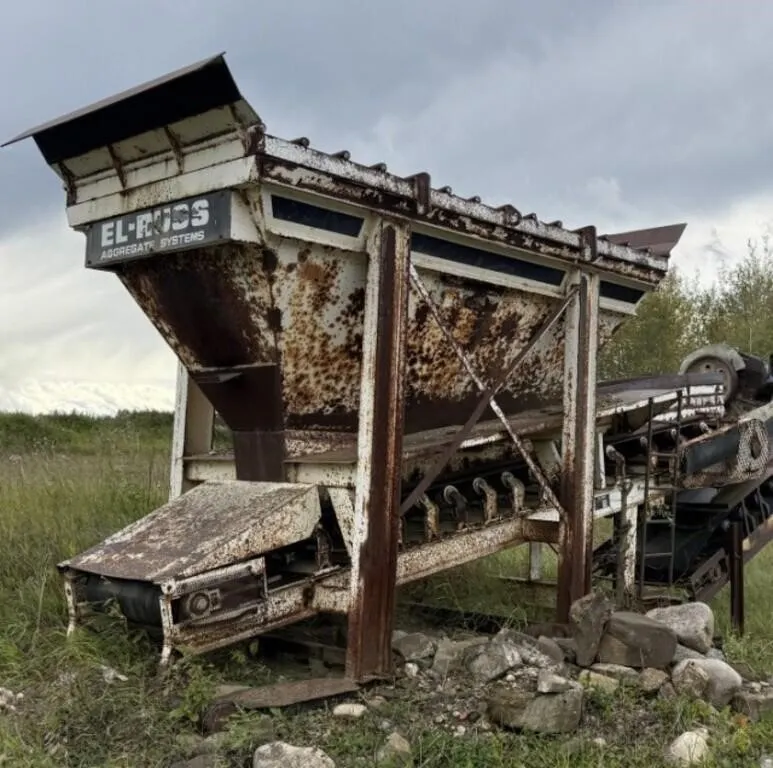 1984 El-Russ Skid Mount Feeder