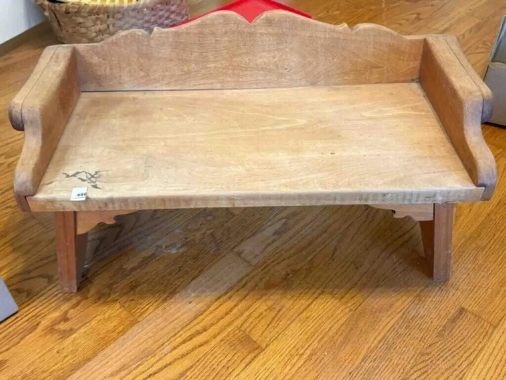SMALL WOODEN BENCH