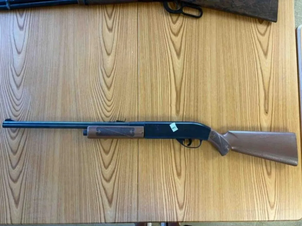 CROSMAN SUPER BB GUN