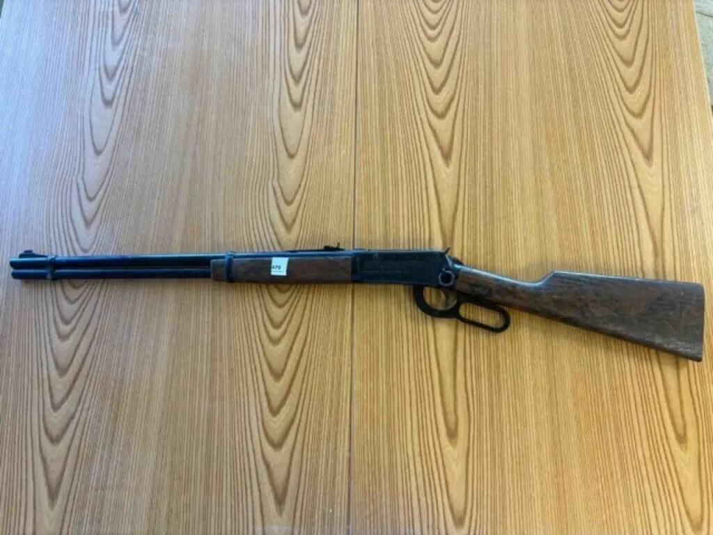 DAISY MODEL 1894 BB GUN