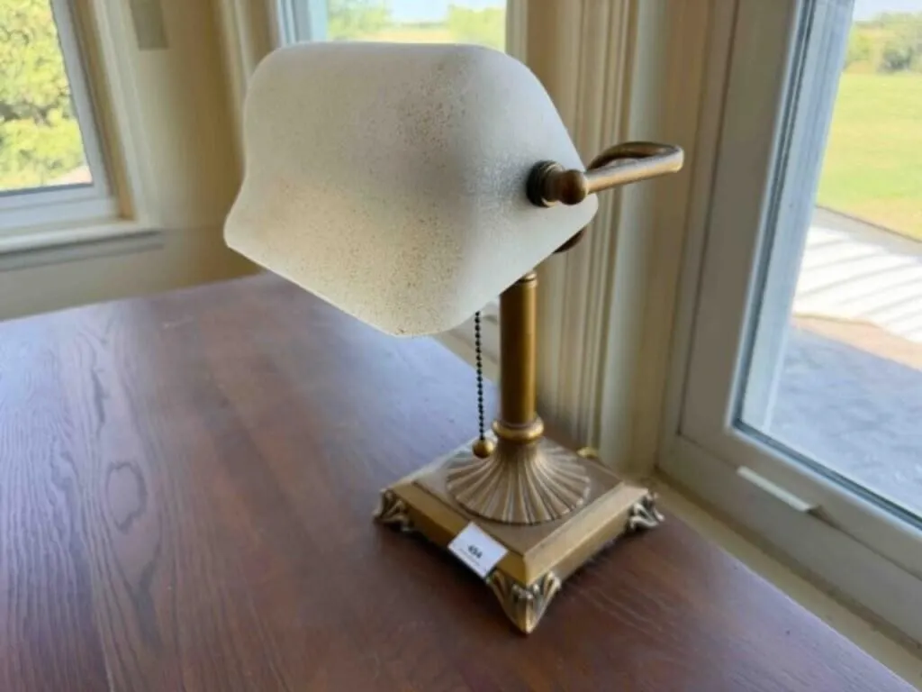 METAL DESK LAMP
