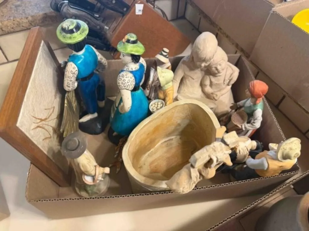Figurines/Home D�cor