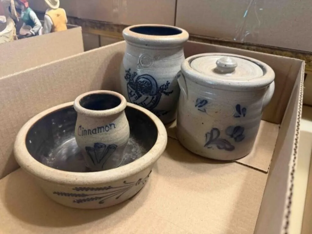 Pottery Kitchenware