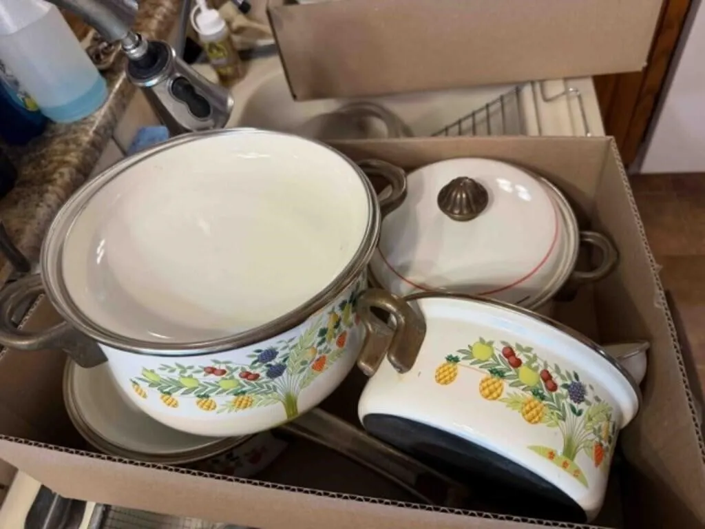 ASTA Pots w/Lids