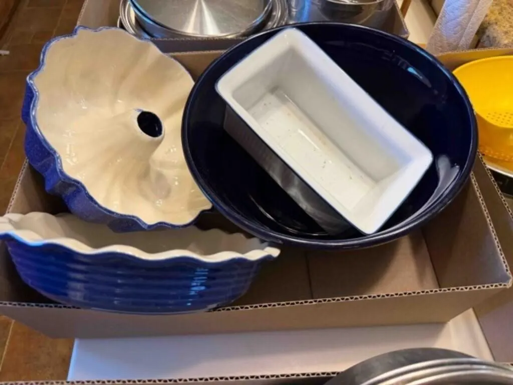 Large Mixing Bowl/Bakeware