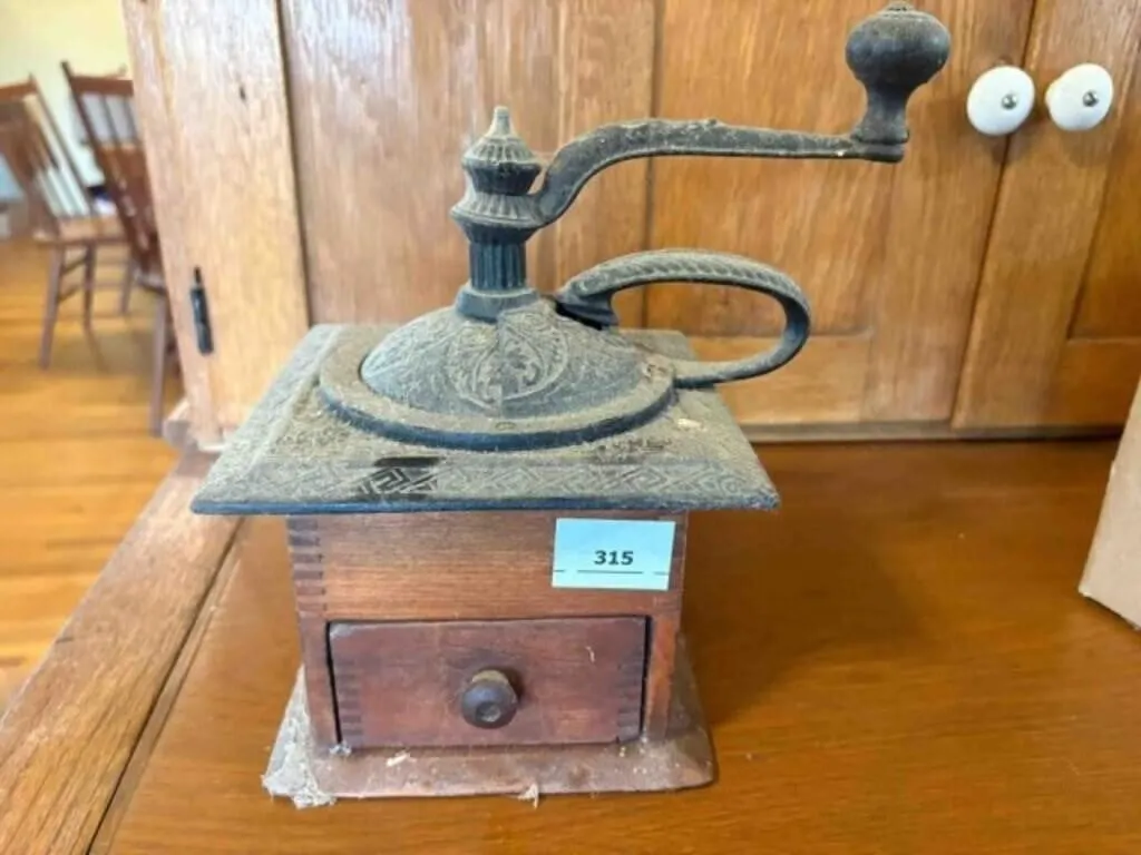 Antique cast-iron coffee grinder (coffee mill)