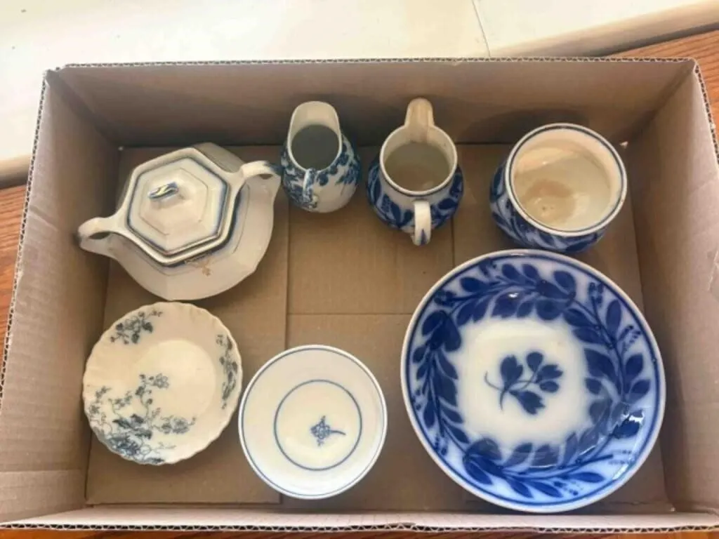 Blue D�cor Glassware