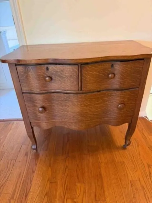 Vintage oak wash stand; 20" deep, 34" wide, 29" ta