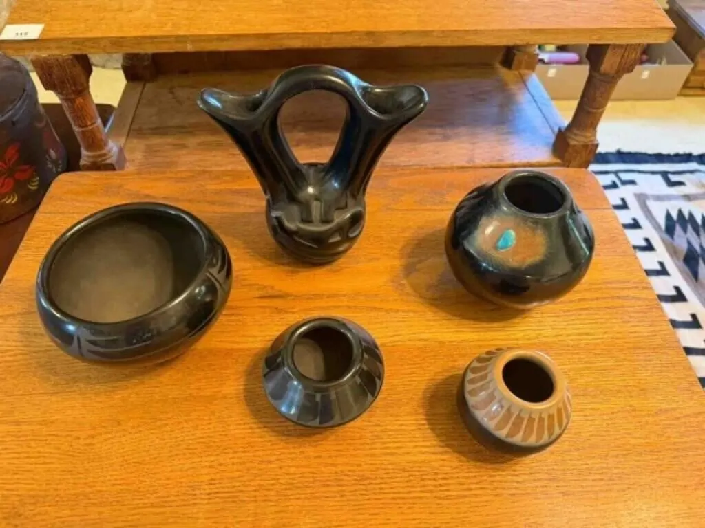 Santa Clara Style pottery pieces
