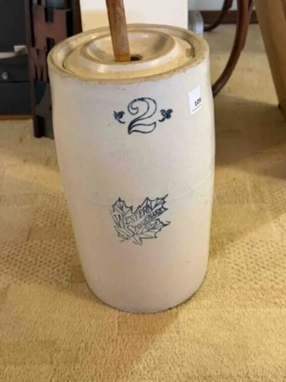Western Stoneware 2-gallon butter churn, nice