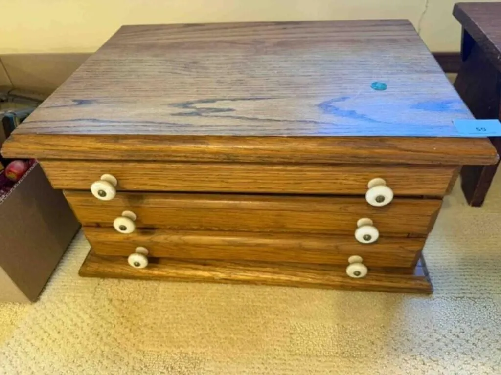 vintage 4-drawer spool cabinet with porcelin knobs