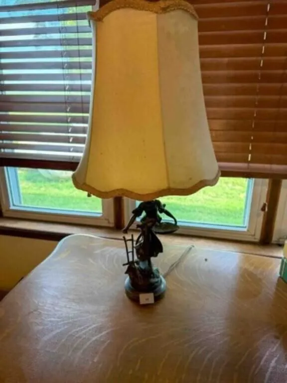 Vintage Art Nouveau 28" table lamp "Semeuse"