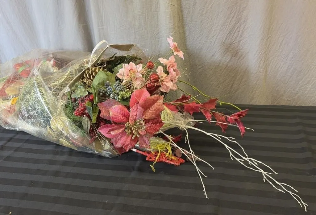 Artificial Floral Decor