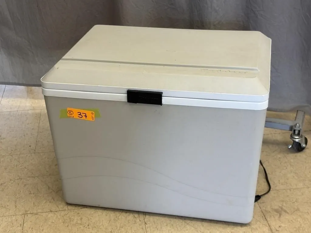 Koolatron 12V Electric Cooler/Warmer