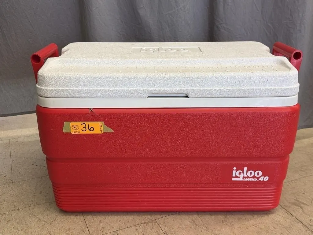 Igloo Legend 40 hard cooler