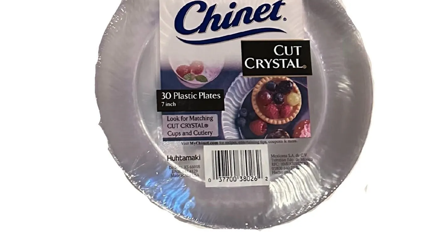 Chinet Cut Crystal 7 Inch Plastic Plates 30ct