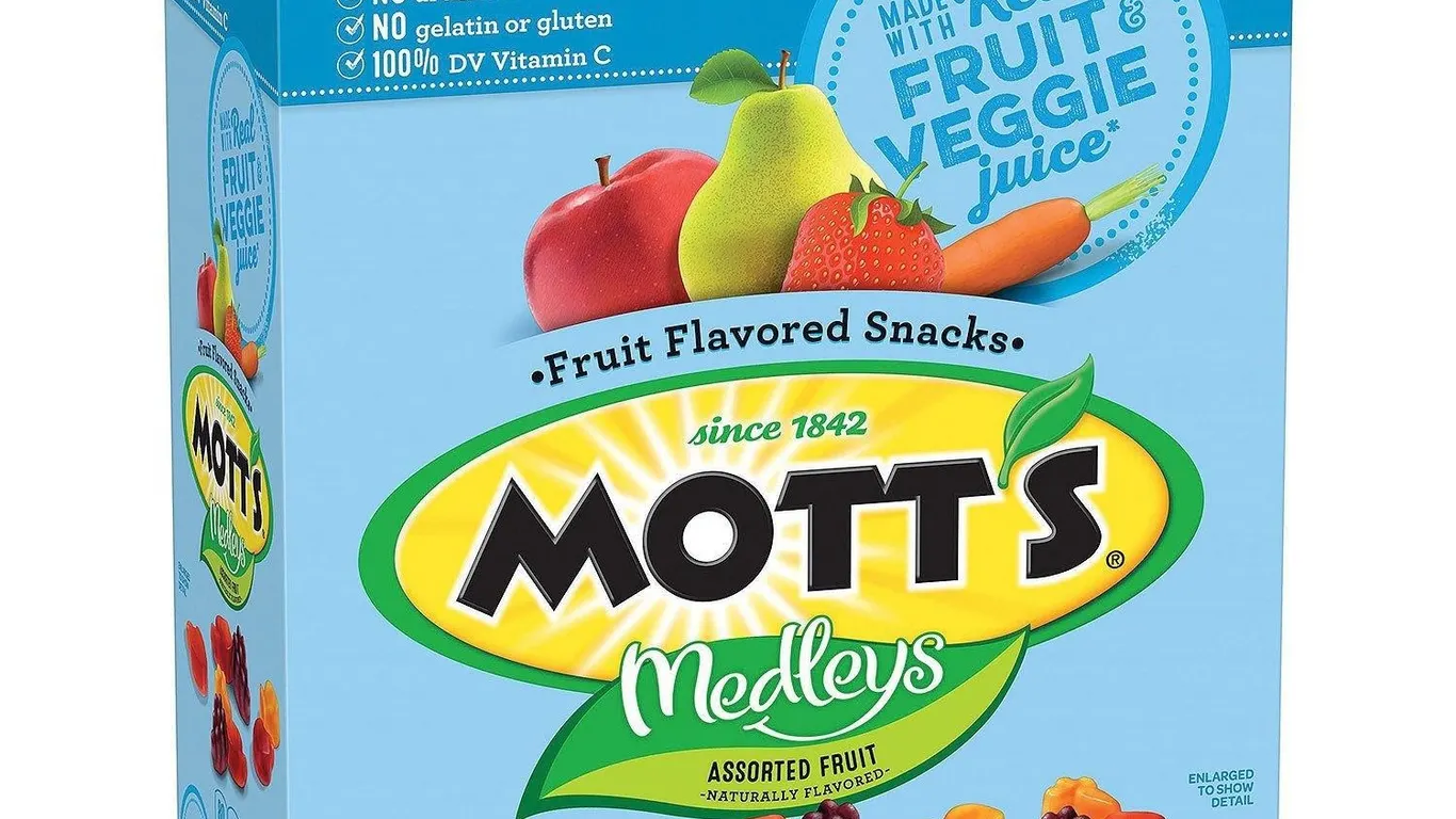 Motts Medleys Fruit Flavored Snacks 0.8oz 90ct