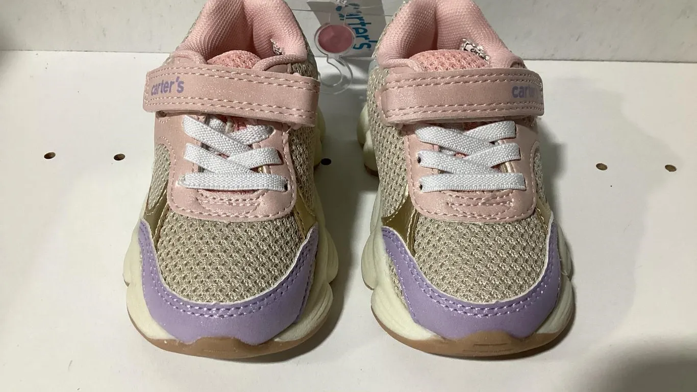 Carters Toddler Girls Sneaker Size 6