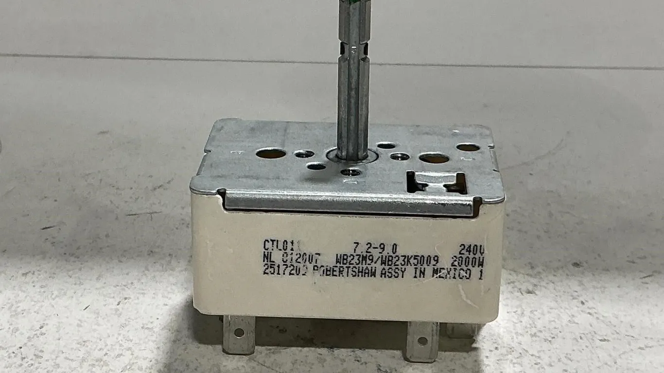 GE WB23M9 Surface Element Control Switch
