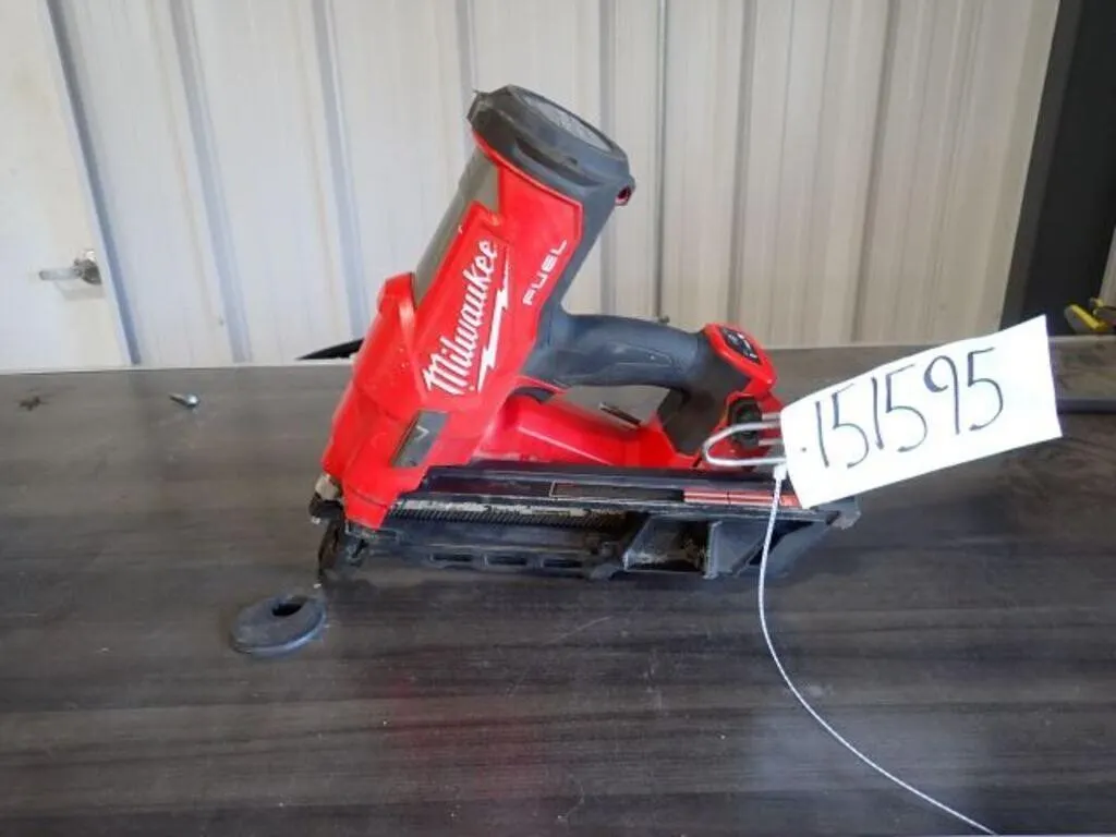 Milwaukee M18 Fuel Cordless Nailer(s)