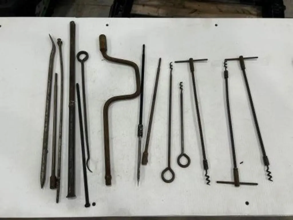 Qty Of (5) Packing Extractors