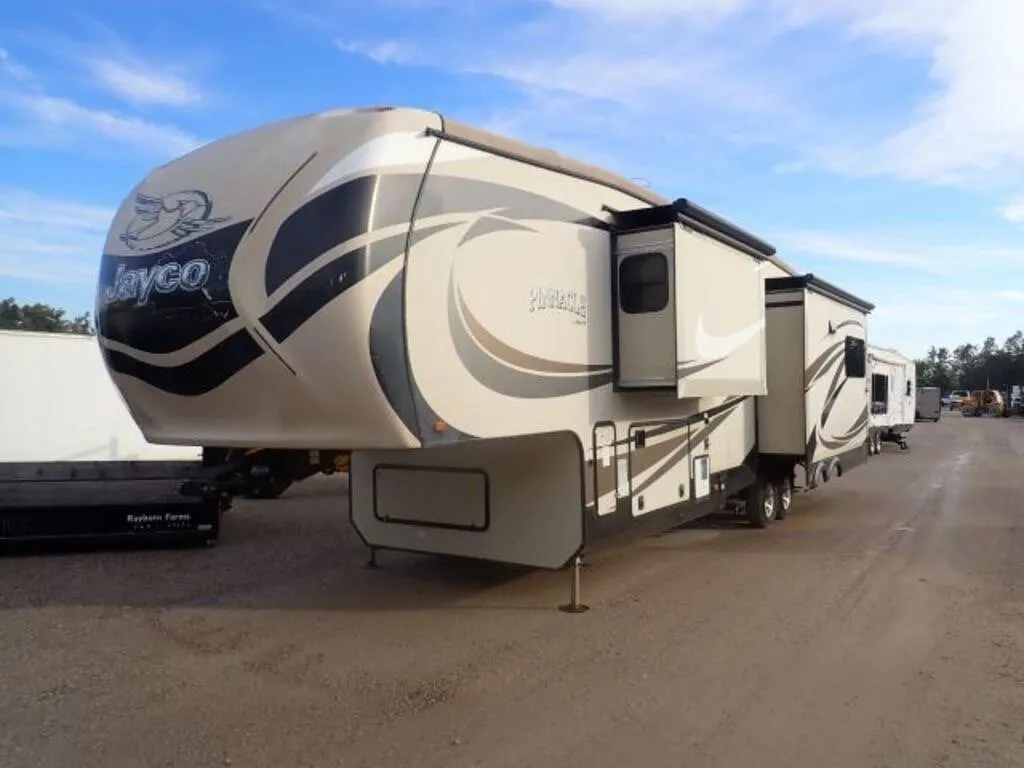 2015 Jayco Pinnacle 36FBTS 36 Ft T/A 5th Wheel 1UJ