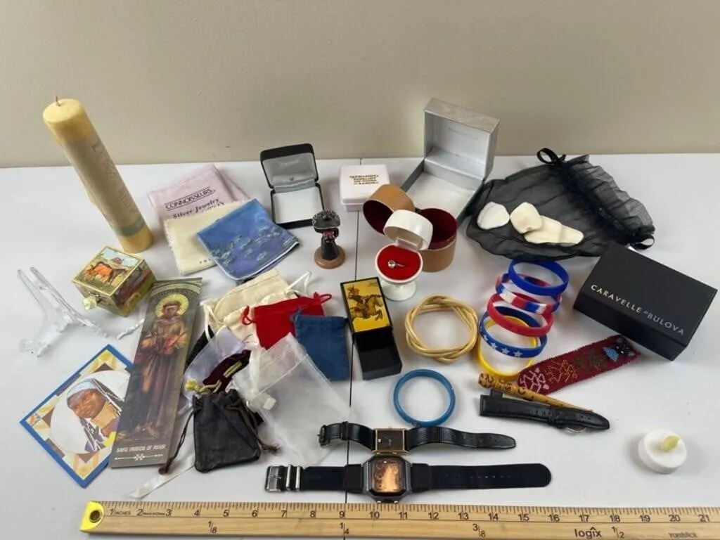 Mixed Jewelry & Collectibles (Lot of 25)
