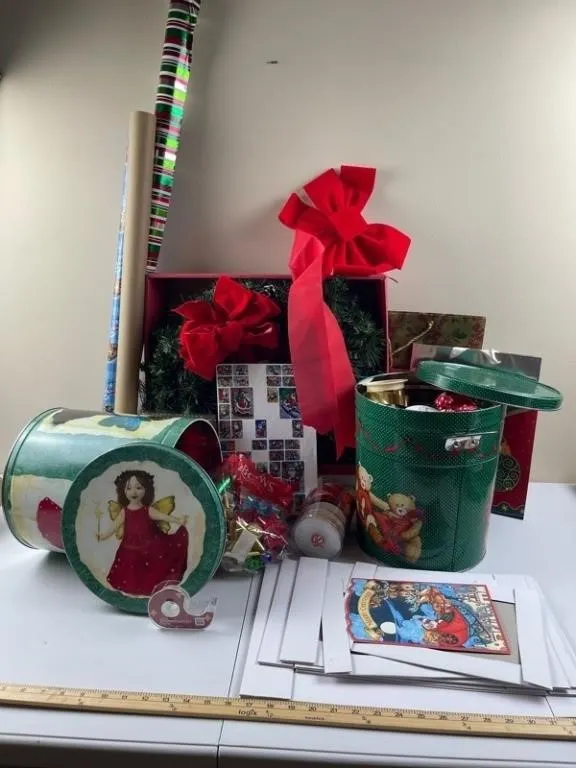 Christmas Decor & Gift Wrap Assortment