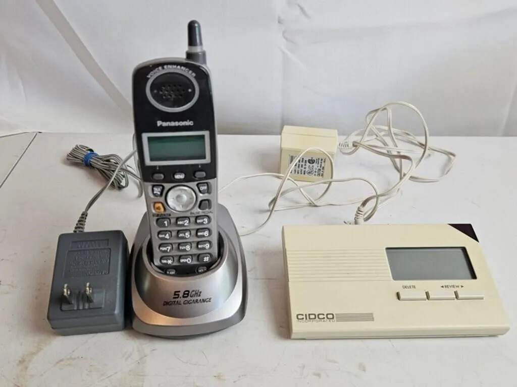 Vintage Panasonic 5.8GHz Phone & CIDCO Device