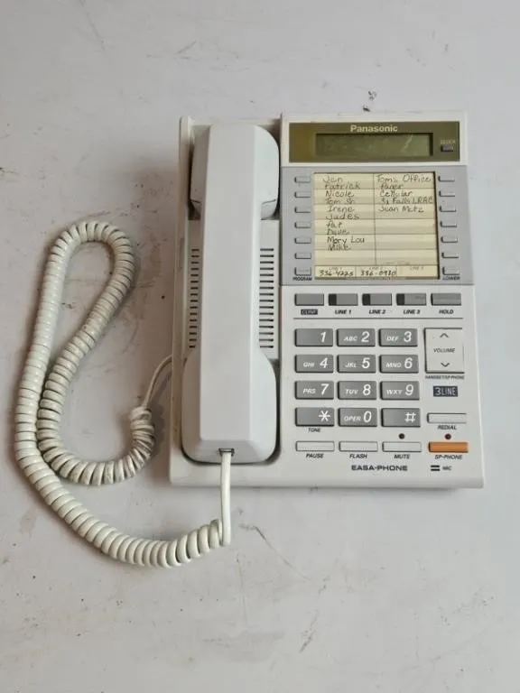 Panasonic Easa-Phone 3-Line Desk Telephone