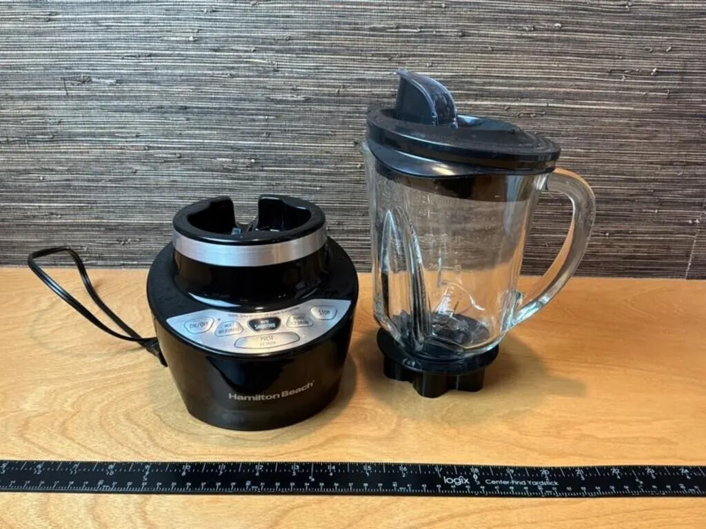 Hamilton Beach Glass Pitcher Blender