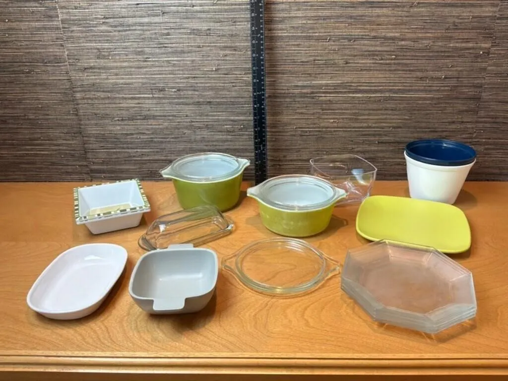 CorningWare Cookware Assortment (Lot of 12)
