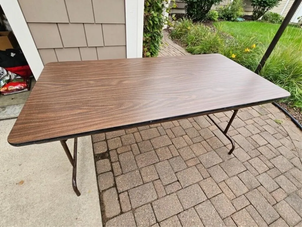 Folding Woodgrain Banquet Table 72in