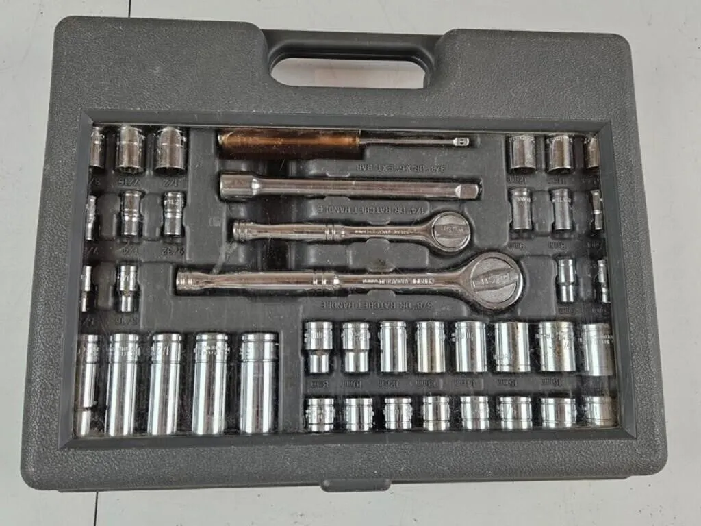 Mastercraft Socket Set w/ Case