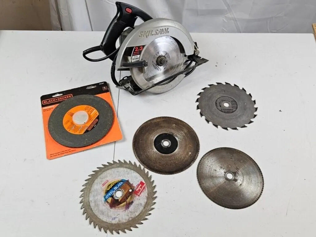 Skilsaw S150 Circular Saw & 5 Blades