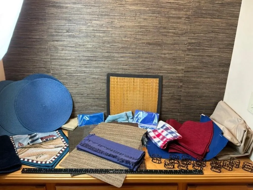 Mixed Woven Home Textiles & Table Accents