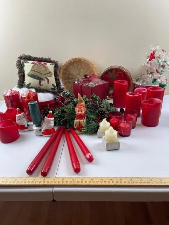 Mixed Christmas Decor & Candle Assortment