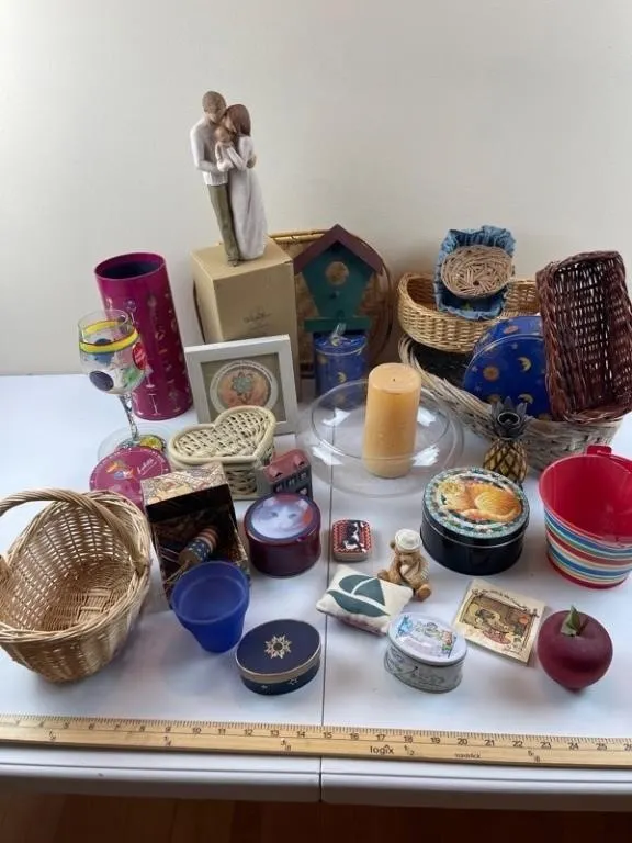 Mixed Home Decor Assortment 30+pc