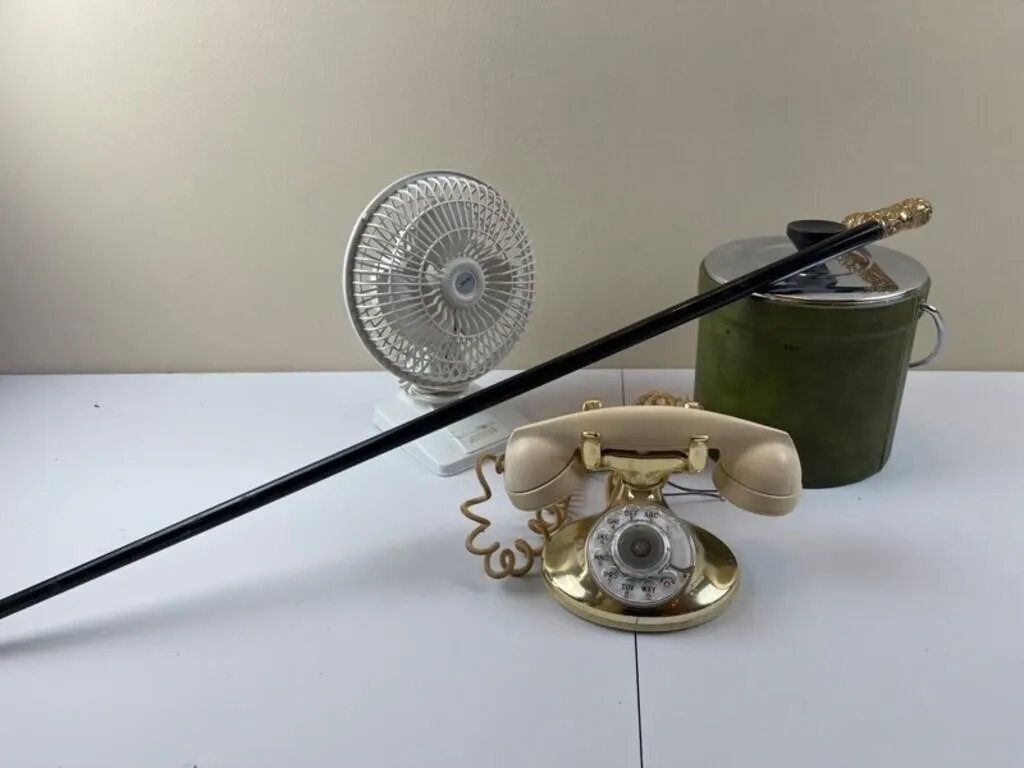 Vintage Mixed Decor & Accessories (Lot of 4)