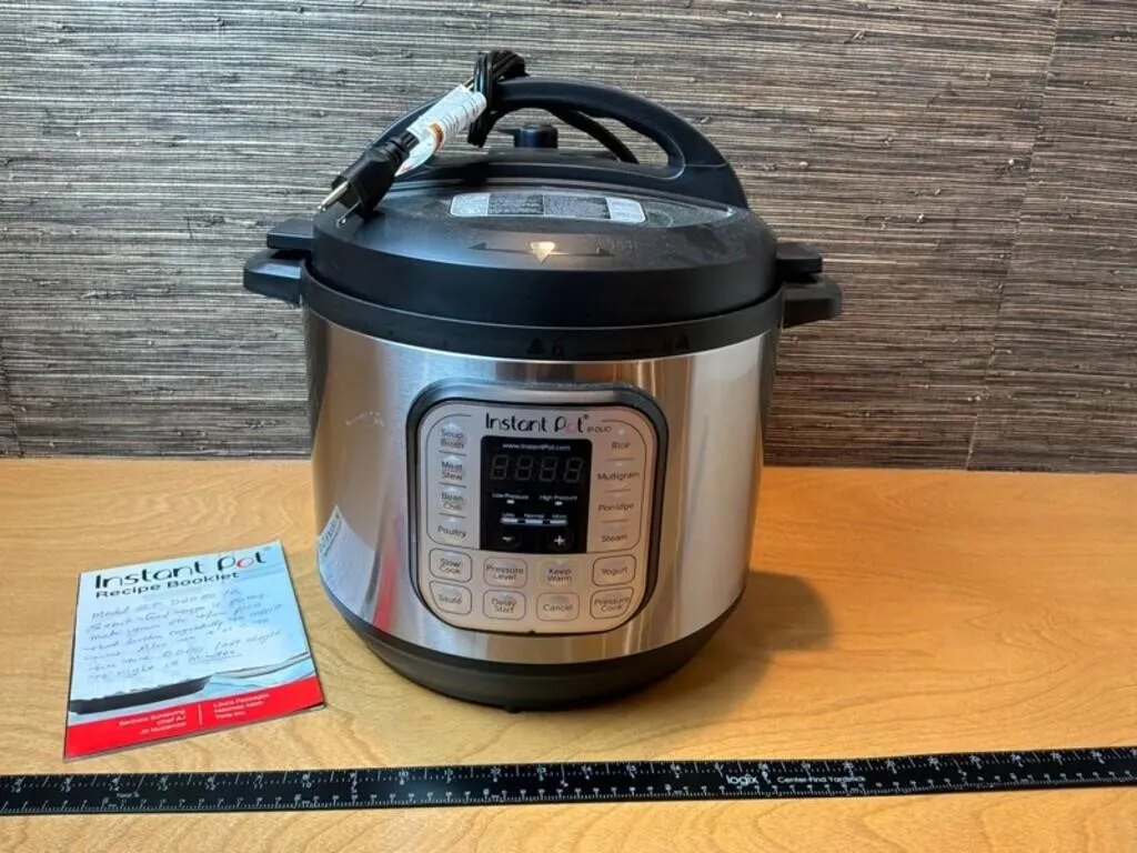 Instant Pot IP-DUO Pressure Cooker