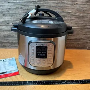 Instant Pot IP-DUO Pressure Cooker