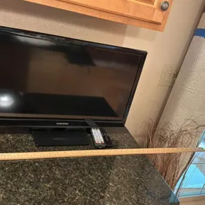Samsung UN24H4000AF 24in LED TV