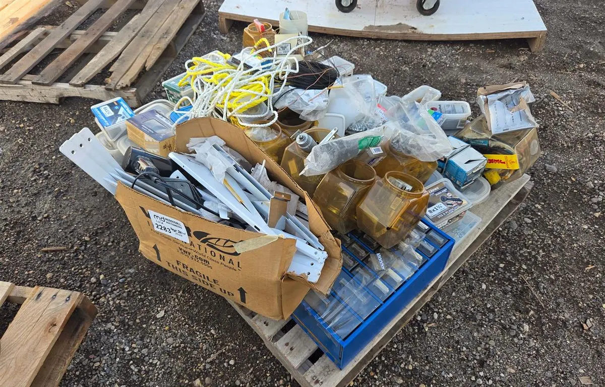 Mixed Construction Hardware
UNRESERVED